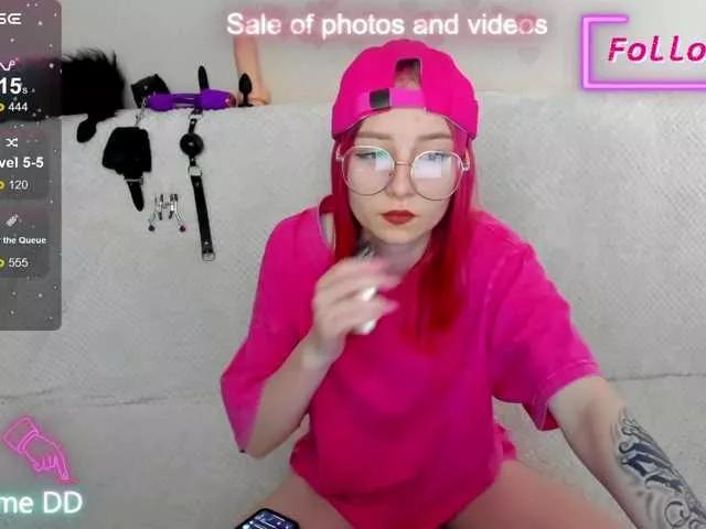 Girls: try live performances with matured performers, from dancing to quirks, in a variety of beautiful sex cams.