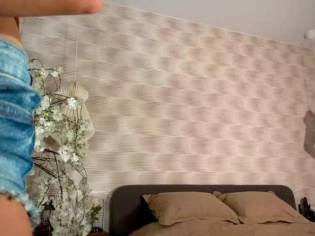 Sensual-giaa from BongaCams