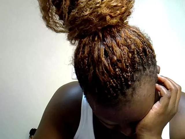 Sexxyref from BongaCams