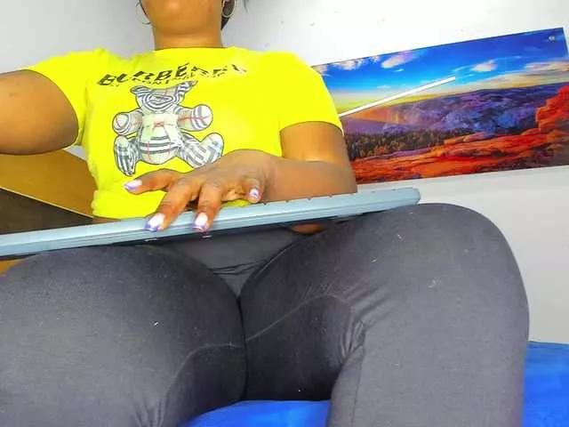 ssusy-ebony from BongaCams