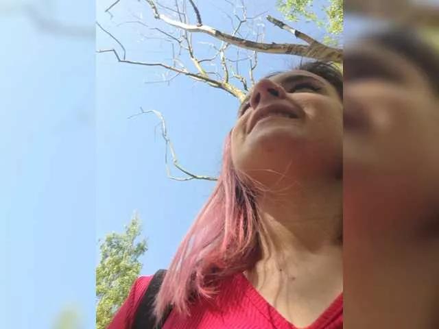 SunshineSweet webcams show profile image 