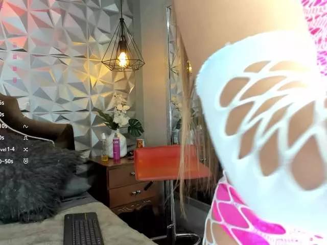 SusanSlim from BongaCams