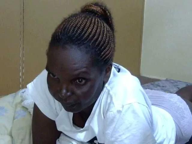 Sweet-mommy from BongaCams is Freechat