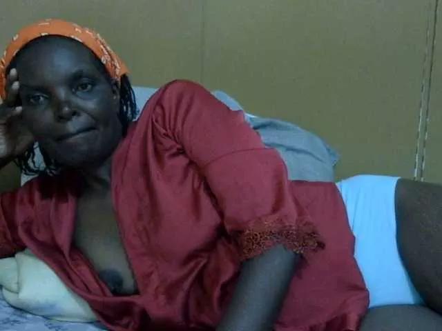 Sweet-mommy from BongaCams