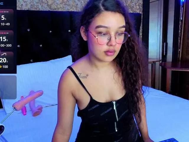 Girls: try live performances with matured performers, from dancing to quirks, in a variety of beautiful sex cams.
