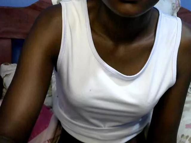 SweetBellan from BongaCams