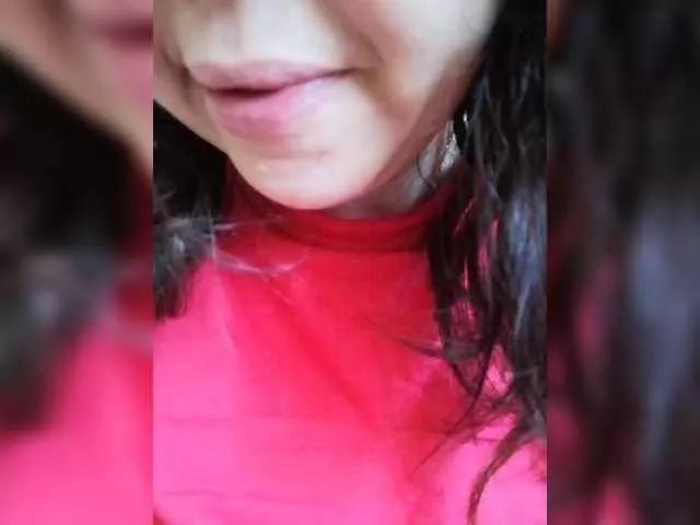 SweetDimond5 from BongaCams