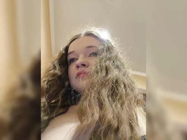 sweetkarinaa from BongaCams