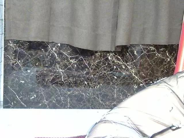 sweetmama17 from BongaCams