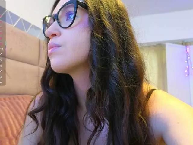 SweetScribe from BongaCams
