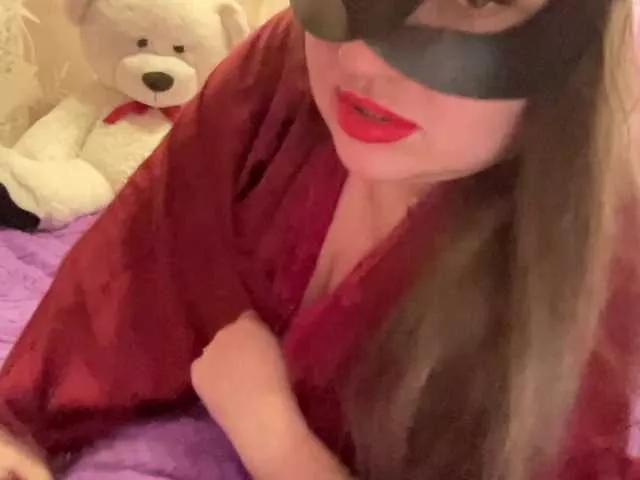 SweetStrawberry1 from BongaCams