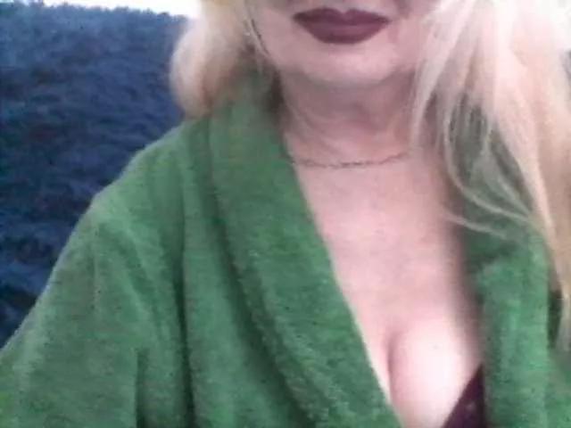SweetyOLinda from BongaCams