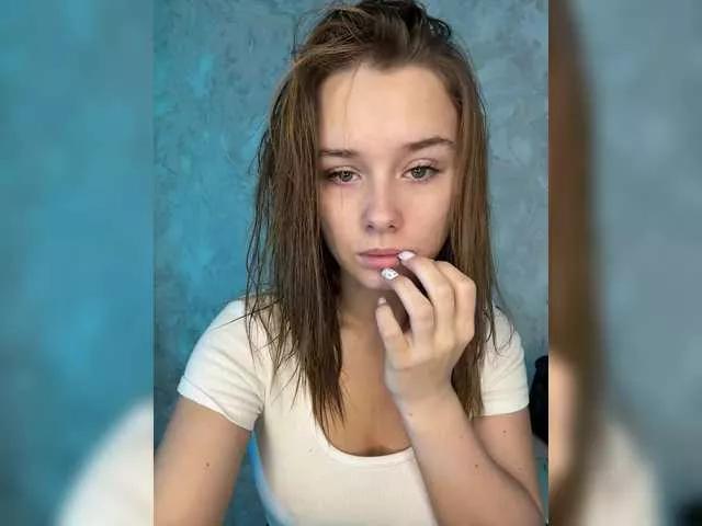 Tati16 from BongaCams