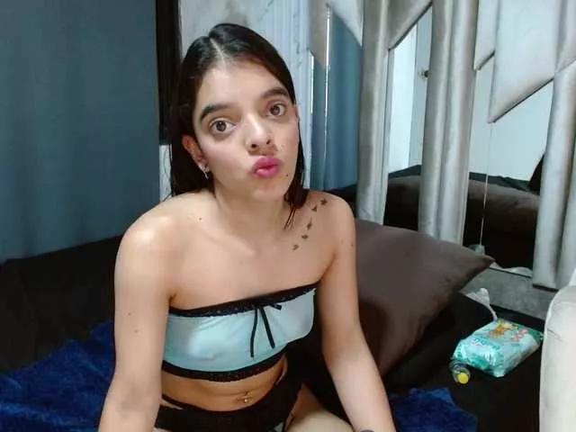 thaliaaparkerr from BongaCams is Freechat