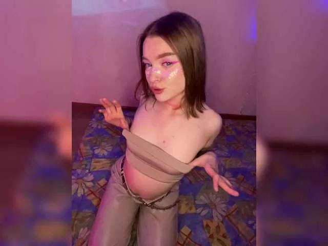 ThatTripPink3 from BongaCams