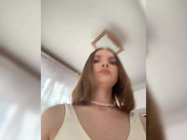 ThatTripPink3 from BongaCams