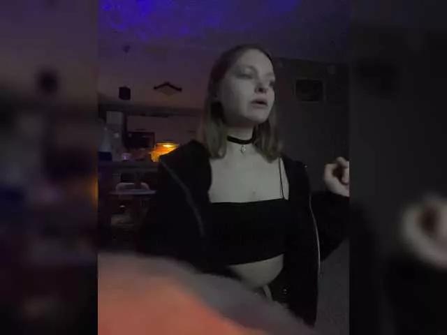 ThatTripPink3 from BongaCams