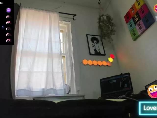 theetriniti from BongaCams