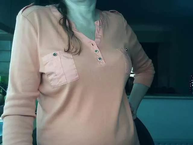 UllimOhi from BongaCams