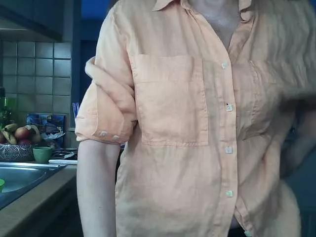 UllimOhi from BongaCams