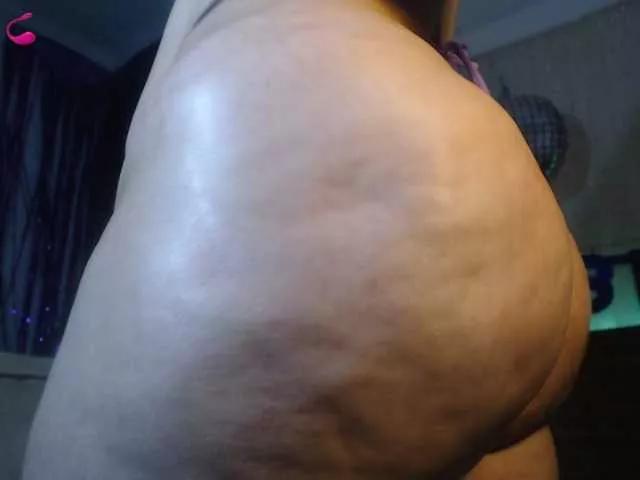 ValeriaKaur from BongaCams is Freechat