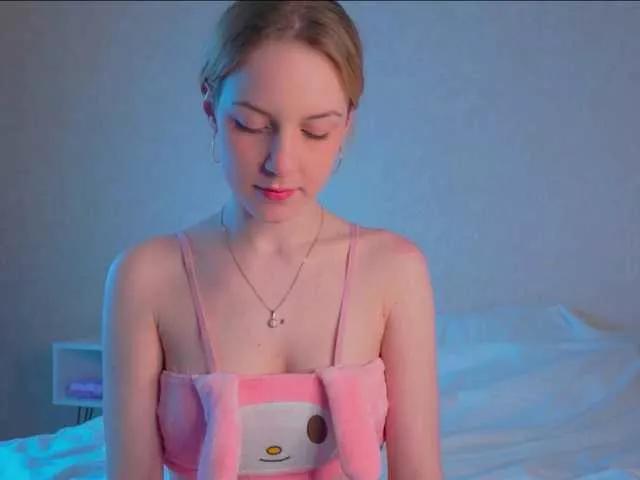 velvetem from BongaCams