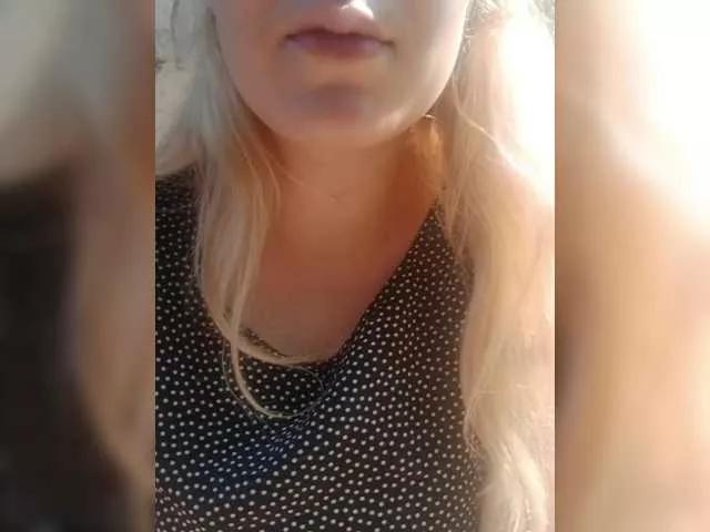 Vina-Nelly webcams show profile image 