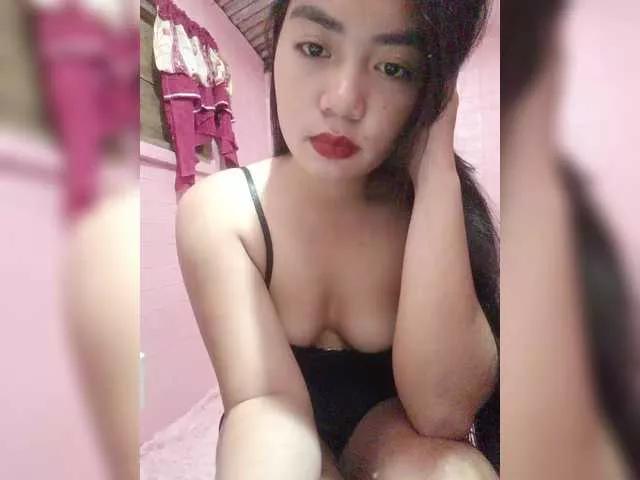 XXhornywetprincess99XX from BongaCams