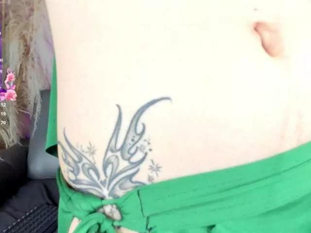 yara-hind from BongaCams