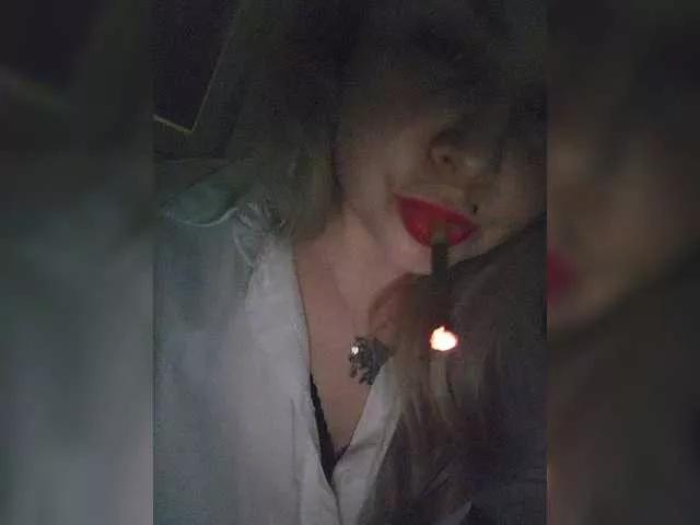 YourFunnyBlondiee from BongaCams is Freechat