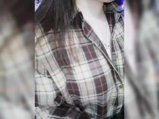 Yulua1285 from BongaCams
