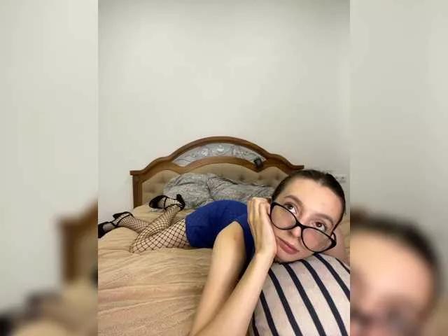 yummy-couple from BongaCams