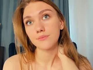 aftonedwards from CamSoda is Freechat