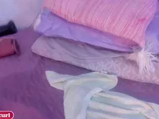 ailinups from CamSoda