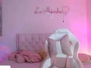 alelennoxxx from CamSoda