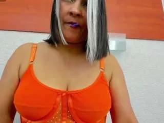 aliicee-green from CamSoda