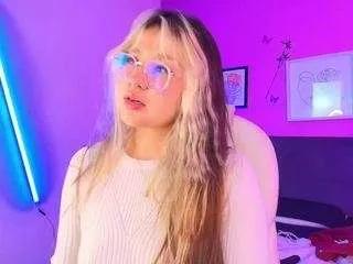 aliiceyong from CamSoda is Freechat