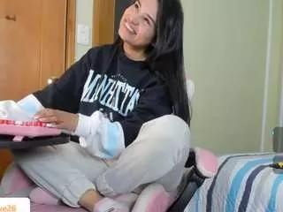 allisonlove from CamSoda