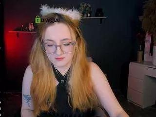Photos of ally-sinn from CamSoda is Freechat
