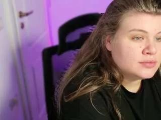 allybabyy from CamSoda