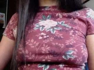 almavioleta from CamSoda is Freechat