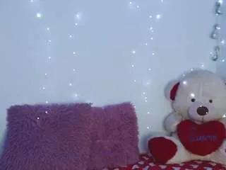 amaranta-hot-m from CamSoda is Freechat