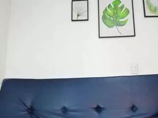 anamyle22 from CamSoda