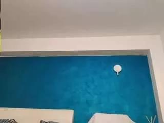 anna-lewis from CamSoda