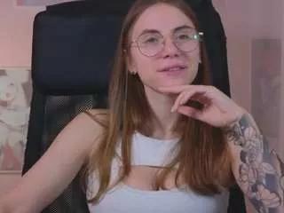 annastark from CamSoda