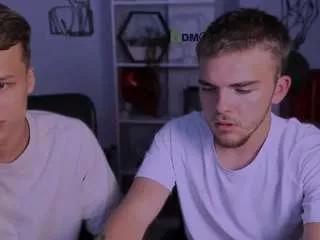 aron-black1 from CamSoda is Freechat