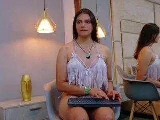 ashleytaylor1 from CamSoda is Freechat