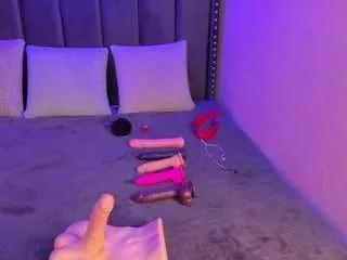 Girls: try live performances with matured performers, from dancing to quirks, in a variety of beautiful sex cams.