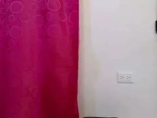black18flower18 from CamSoda is Freechat