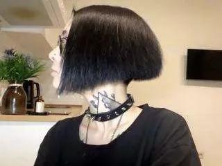 Photos of blondellroundtree from CamSoda is Freechat